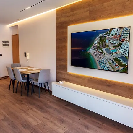 Frontline Sea View *